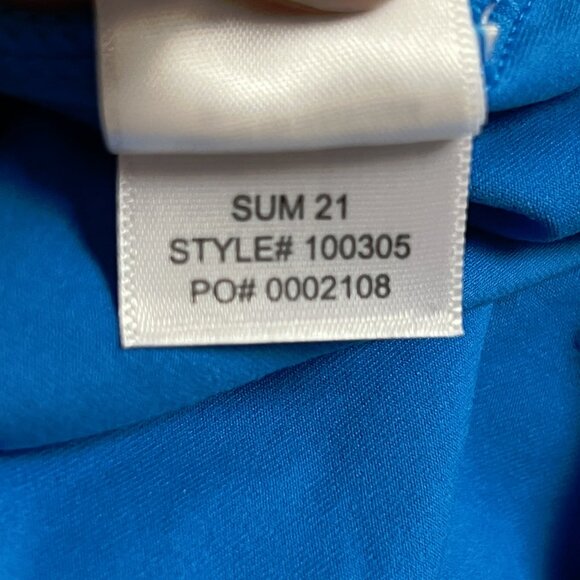 NWT Rhone Reign Shirt Size Medium Blue Short Sleeve Goldfusion UPF 50+ - Picture 11 of 11